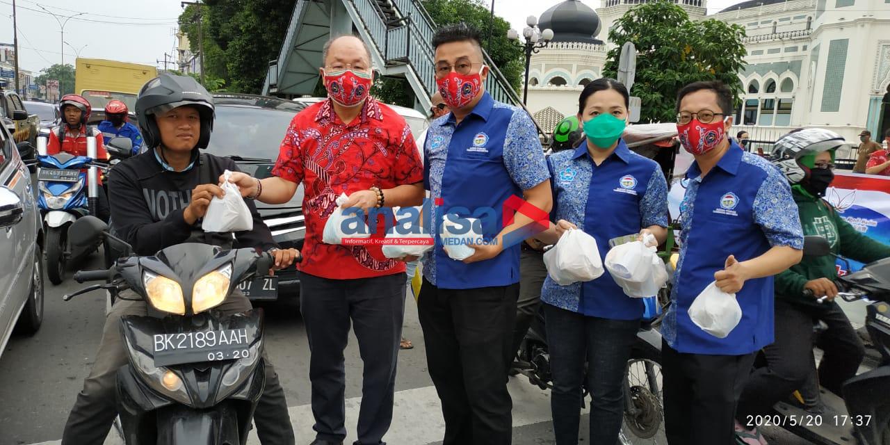 PSMTI Sumut Kembali Bagikan 1.000 Nasi Bungkus dan Masker