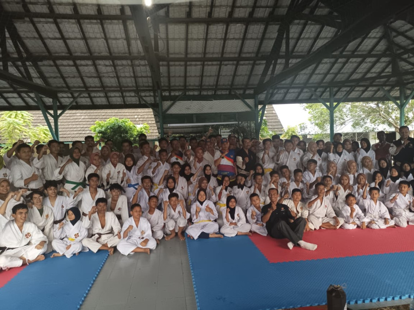 Borong 12 Emas, Petisah Kuasai Arena Kempo Porwil Medan 2023