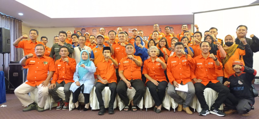 24 Elemen Buruh dan Petani Berikrar Menangkan Partai Buruh di Sumut