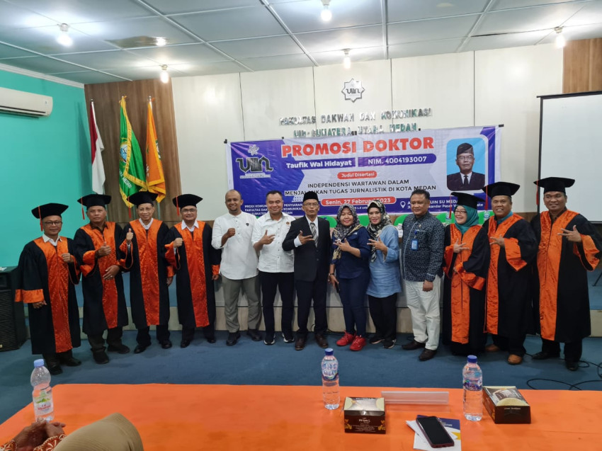 Redaktur Analisamedan.com Raih Gelar Doktor, Ketua PWI Sumut Sampaikan Apresiasi