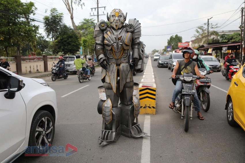 ROBOT TRANSFORMERS