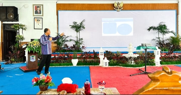 Owner Galeri Ulos Sianipar Motivasi Pelaku Usaha Kota Binjai