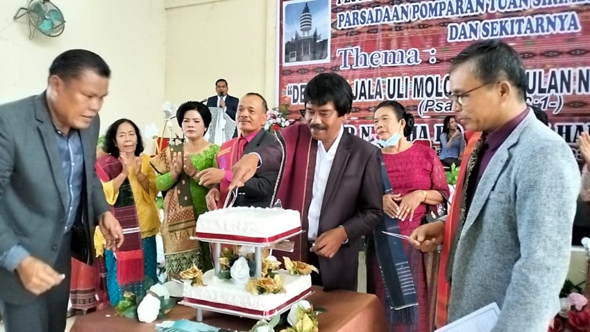 Parsadaan Tuan Sirimbang Simbolon Dukung Pesta Parna Sedunia di Samosir