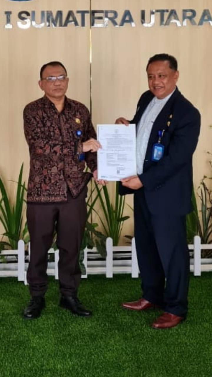 WR III UMA Terima SK Kenaikan Pangkat Lektor Kepala