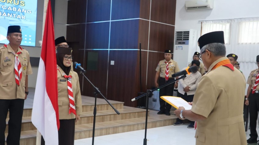 Ka.Kwarda Sumatera Utara Lantik Pengurus Mabicab Gerakan Pramuka Pematangsiantar
