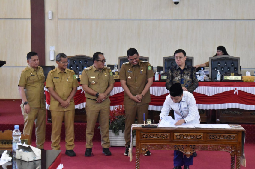 DPRD dan Pemko Medan Tandatangani Nota Kesepakatan Kebijakan Umum Anggaran