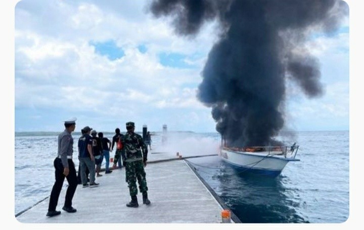 Kapal Wisata Terbakar di Bali, Kapten Luka Serius