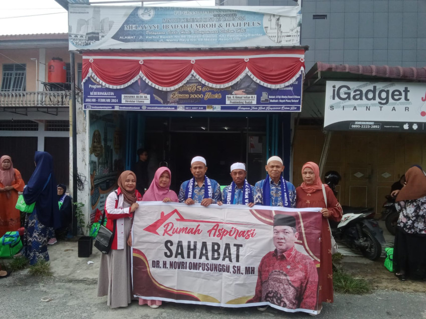 Warga Simalungun Berangkat Ibadah Umroh Gratis dari Haji Novri Ompusunggu