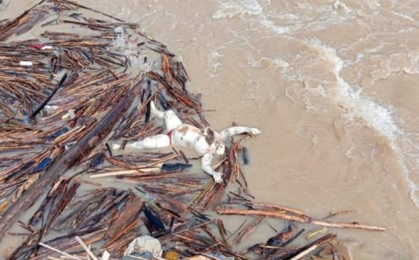 Mayat Tanpa Busana Ditemukan Mengapung di Sungai Batang Toru