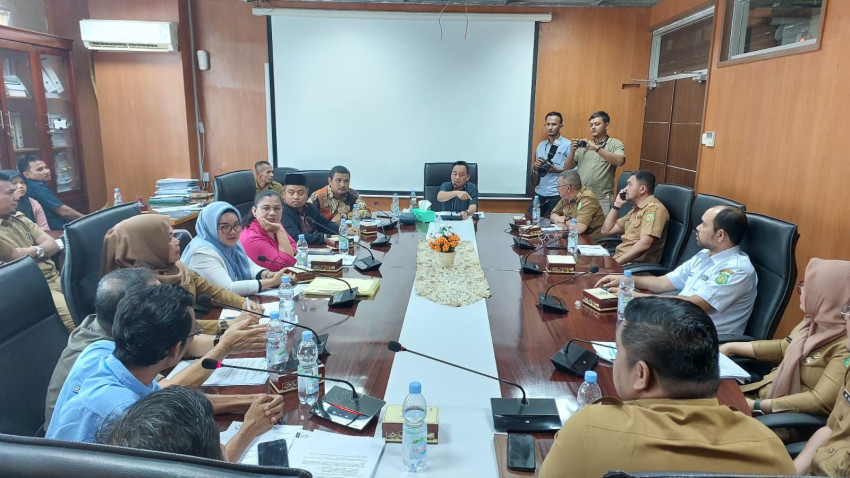 Komisi II DPRD Medan Minta Disdik Harus Tegas Evaluasi Jabatan Kepala Sekolahdan Guru di SMPN 15 Medan