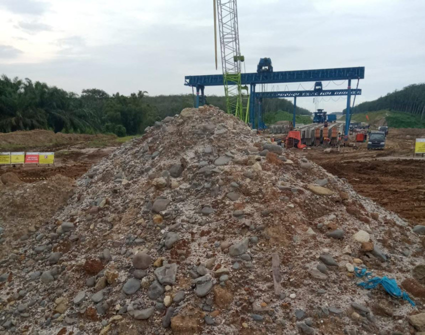 Ketua Komisi I Minta Dinas Lingkungan Hidup Simalungun Tertibkan Batching Plan Tidak Miliki Izin Amdal