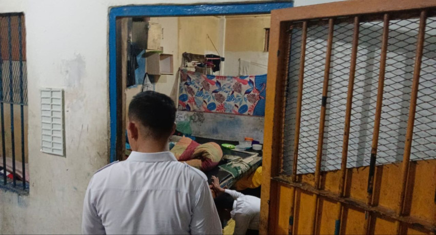 Petugas Lapas Narkotika Kelas IIA Pematang Siantar Rajia Ruang Hunian, Ini Hasilnya