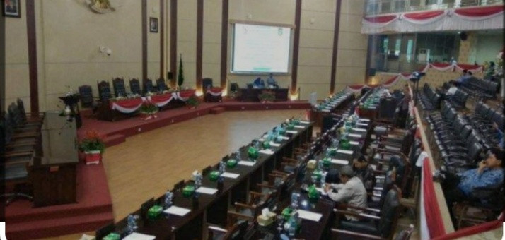 Pansus Pendirian Bangunan dan Gedung Minta Perpanjangan Masa Kerja