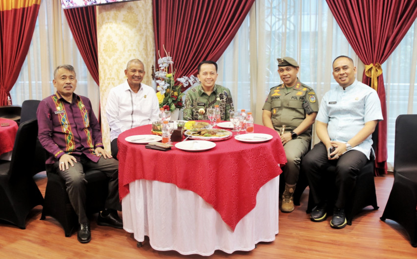 Hari Pertama Ngantor di Sumut, Pj Gubernur Agus Fatoni Kunjungi Ketua DPRD Guna Perkuat Sinergitas