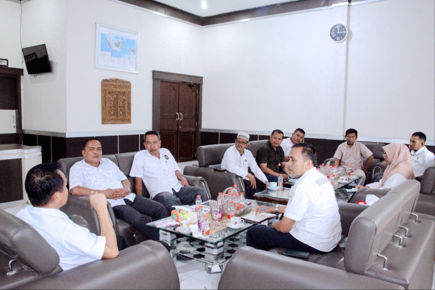 Pengurus PWI Palas Silaturhami bersama Pj Bupati