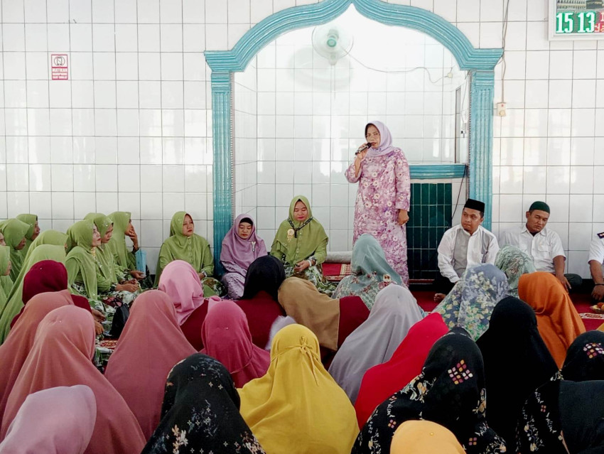 Perwiritan Perempuan Desa Wonosari Diajak Kreatif Tingkatkan Ekonomi