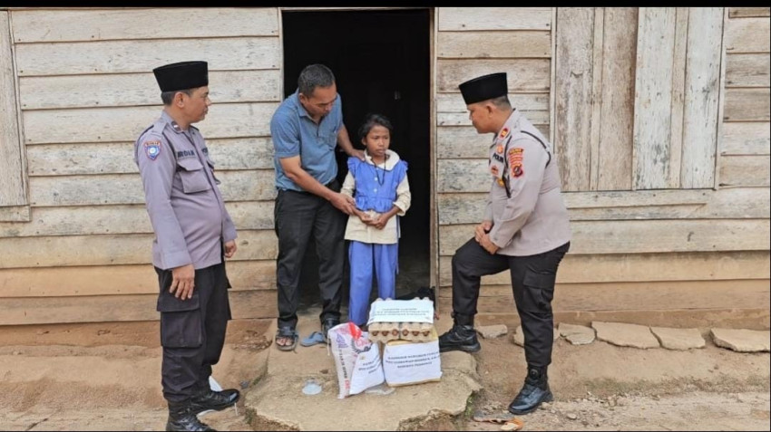 Kisah Pilu Juliati, Hidup Sebatang Kara Dipelosok Desa Ditinggal Kedua Orangtua Dikunjungi Kapolsek
