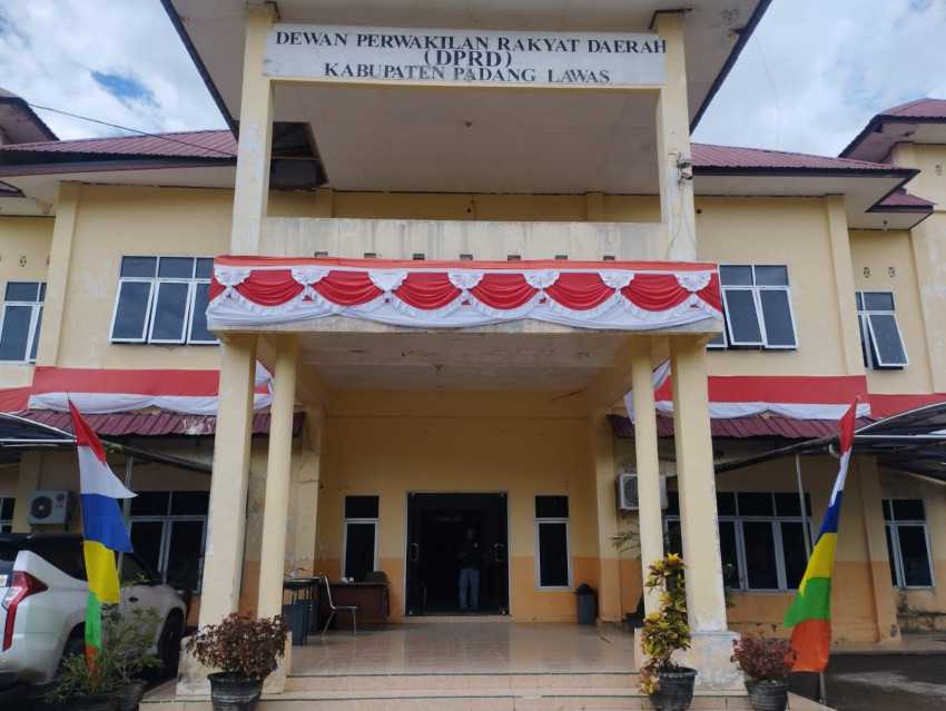 Usai Dilantik, Anggota DPRD PalasMenghilang "Bagaikan Ditelan Bumi".