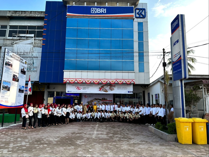 BRI BO Palas  Rayakan HUT RI Bergerak Maju Berkontribusi Untuk Bangsa
