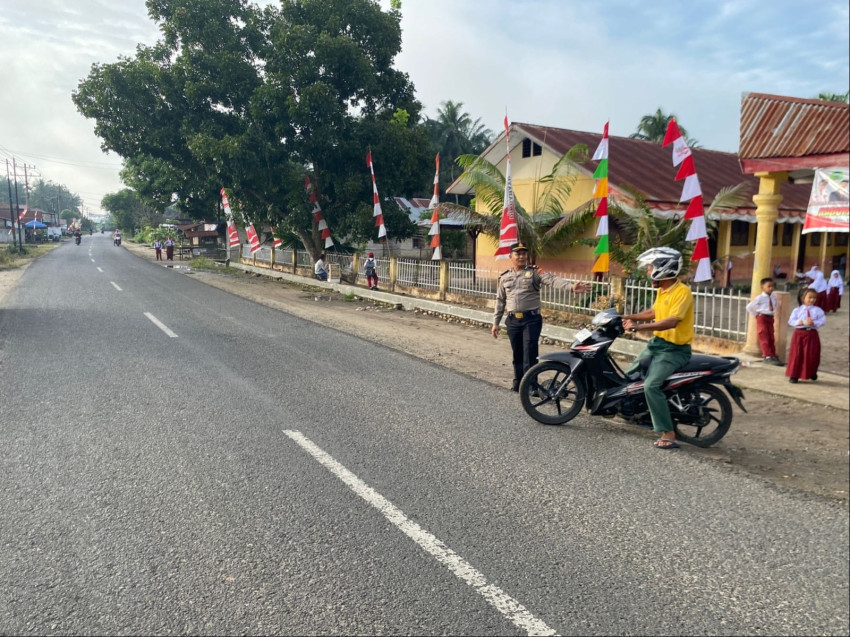 Lancarkan Arus Lalu Lintas, Polsek Barumun Tengah  Aktif Laksanakan Pos Padat Pagi