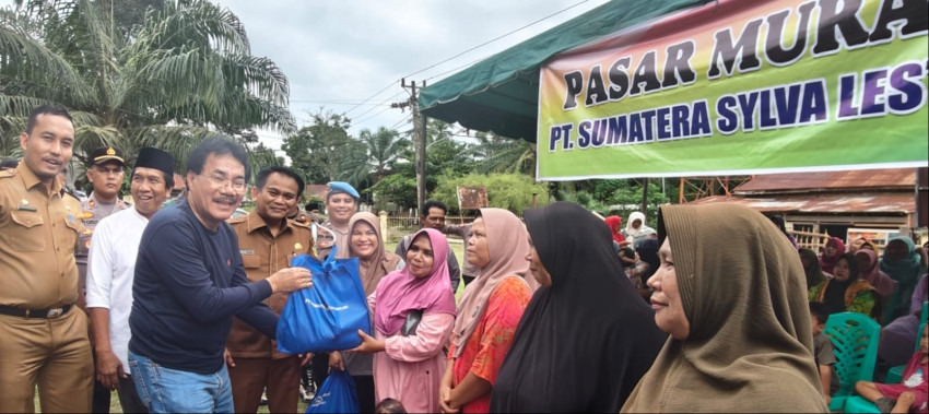 Pasar Murah Sembako PT SSL Sasar Masyarakat di Kecamatan Huristak