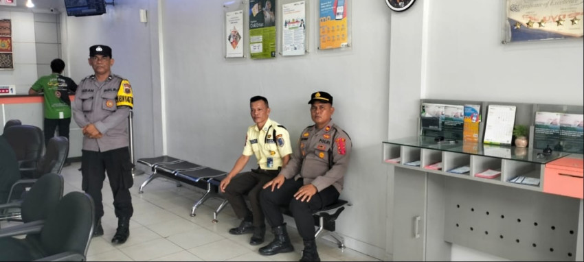 Jaga Kamtibmas, Kapolsek Barumun Tengah Cek Personel Polri dan Security di Perbankan