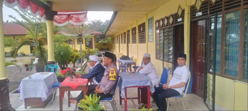 Kapolsek Barumun Tengah Hadiri Peringatan Maulid Nabi di MAN 2 Palas