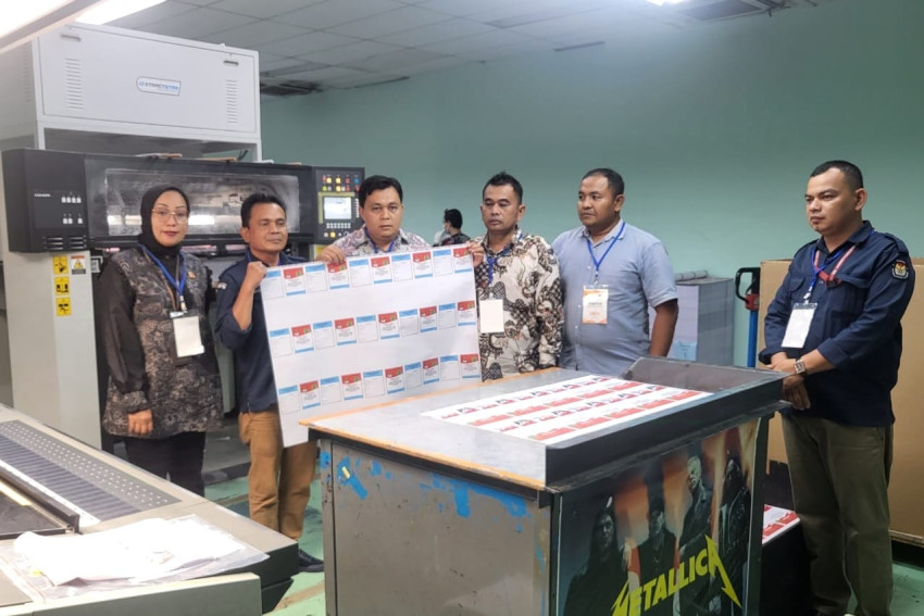 KPU Palas Kunjungi Percetakan Surat Suara Pilkada  di Jawa Barat