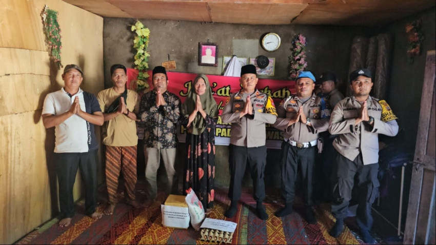 Kapolsek Barumun Tengah Menyasar Warga Kurang Mampu di Jumat Berkah
