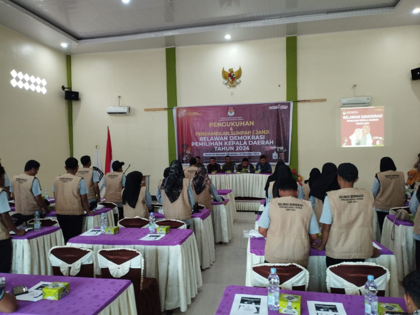 KPU Palas Kukuhkan 34 Relawan Demokrasi Pemilihan KDH
