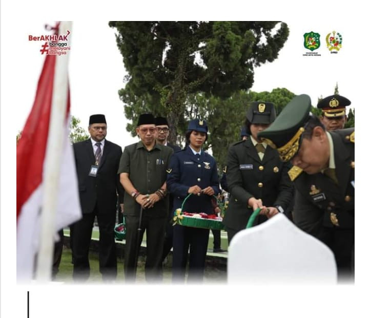 Ketua Sementara DPRD Medan Ikuti Upacara Ziarah Makam Pahlawan