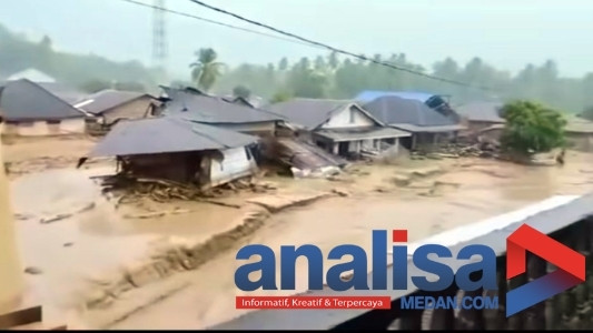 Banjir Bandang Terjang Tapsel, 700 Warga Mengungsi