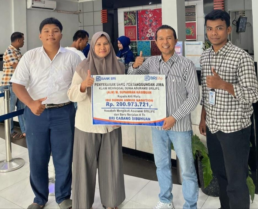 BRI Life Salurkan Pembayaran Klaim dan Manfaat ke Nasabah