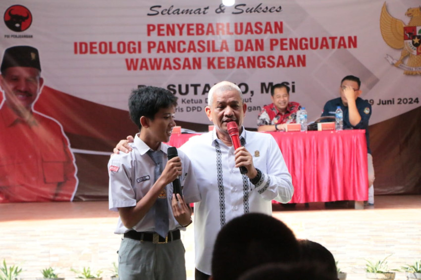 Ratusan Siswa SMKN 10 Gagal  Daftar SNBP, Wakil Ketua DPRD Sumut Minta Disdik Sumut Di Evaluasi