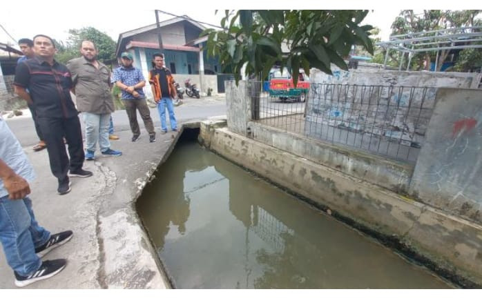 DPRD Medan Indikasi Pabrik di Deliserdang Buang Limbah ke Drainase