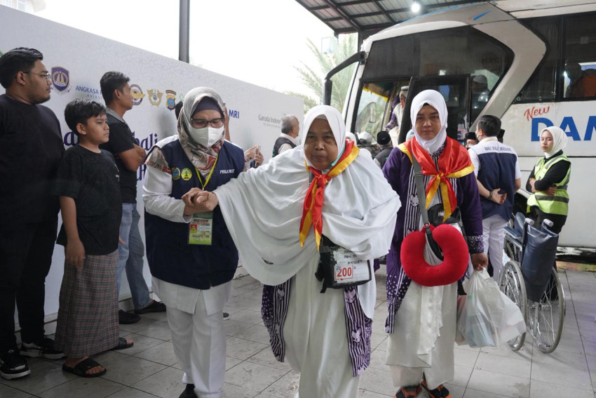 354 Jemaah Haji Kloter 14 Debarkasi Medan Tiba Lebih Awal, 1 Wafat dan 1 Masih Dirawat di Arab Saudi