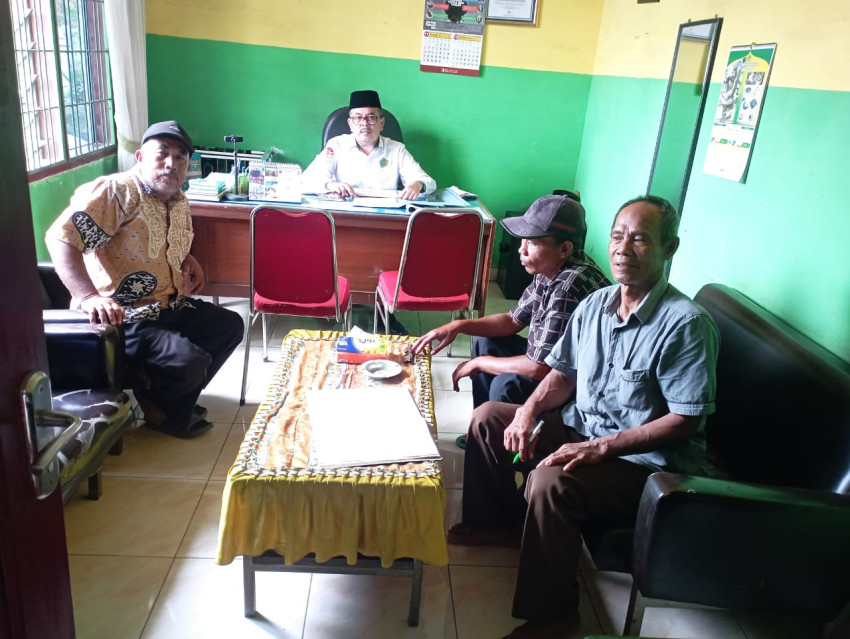Warga Dusun XVII Sampaikan Keluhan soal Pengurus Masjid ke KUA Sunggal