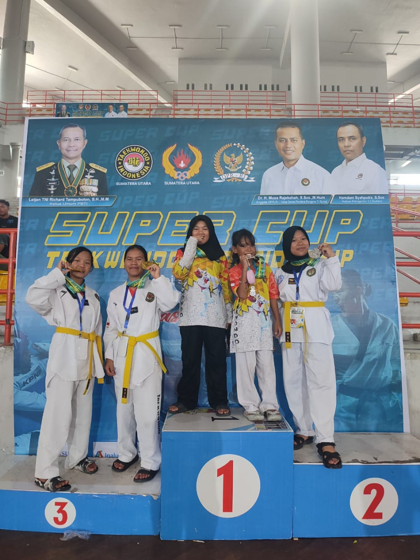 Atlet Taekwondo Pakpak Bharat Sabet Tiga Emas dan Enam Perak di Super Cup Taekwondo Championship