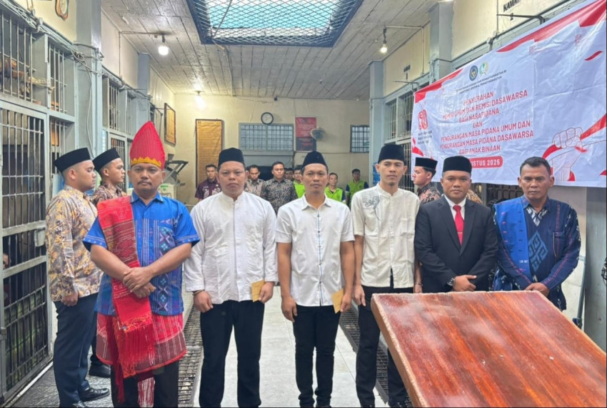 WBP Rutan Sibuhuan Terima Remisi Peringatan HUT RI 2025