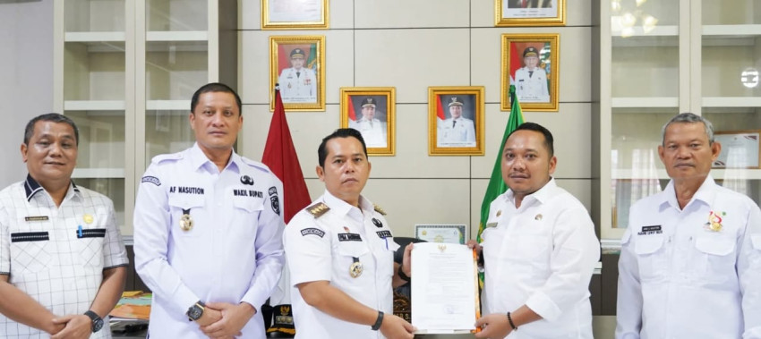 Adi Siregar Ditunjuk Plt Kepala BPBD Palas