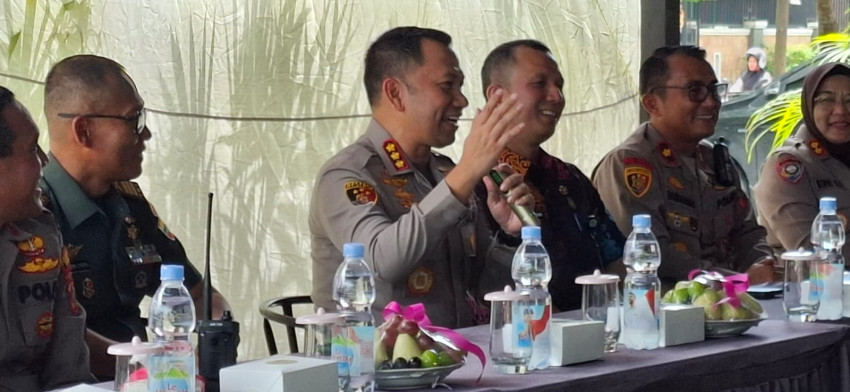 Kapolrestabes Medan Gelar &ldquo;Curhat Warga&rdquo; di Sunggal
