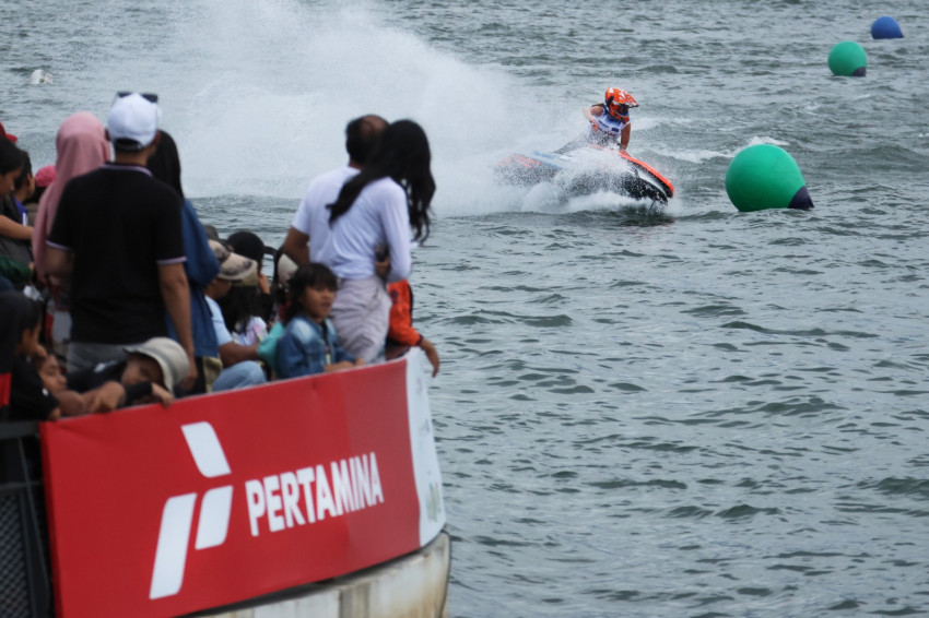 AQUABIKE JETSKI