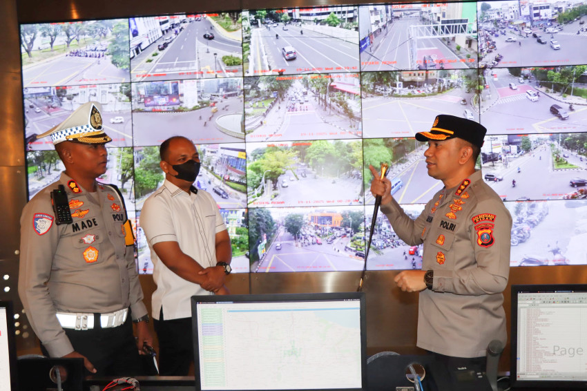 Kapolrestabes Medan Tinjau Strong Point dan ATC
