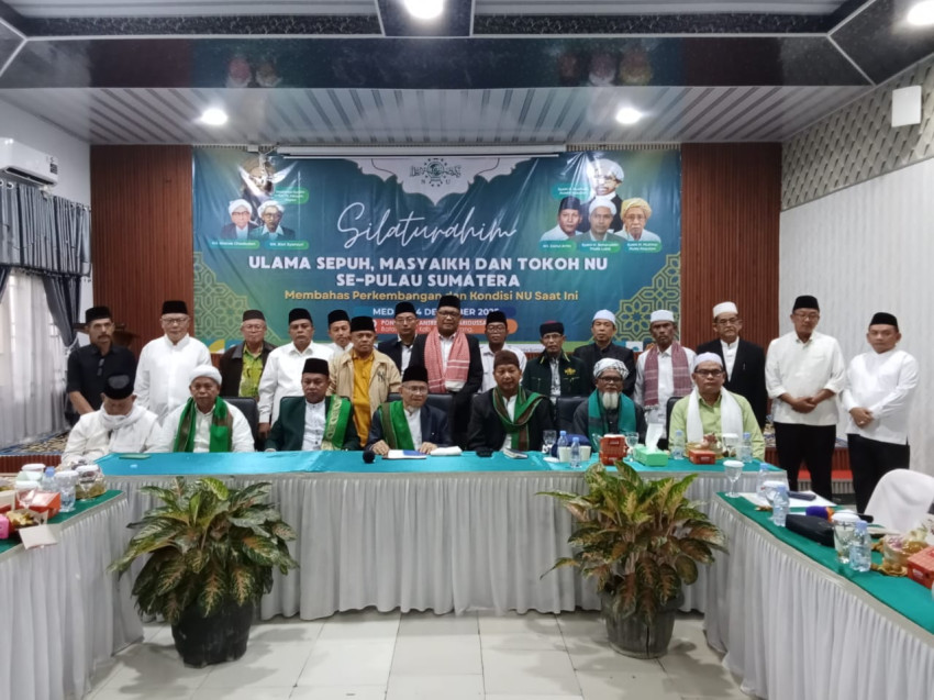 Ulama Sepuh, Masyaikh dan Tokoh NU se Sumatera Serukan PBNU Sami'na wa Atho'na
