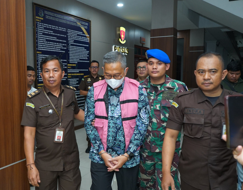 Diduga Terlibat Korupsi Penjualan Aluminium, Direktur Pelaksana PT INALUM Ditahan Kejati Sumut