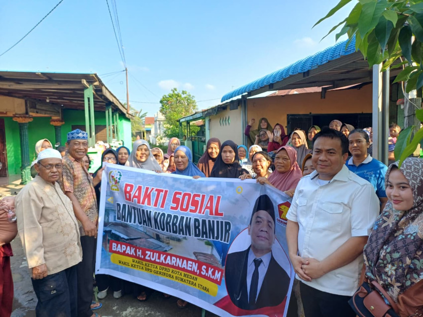 Wakil Ketua DPRD Medan Bantu Korban Banjir