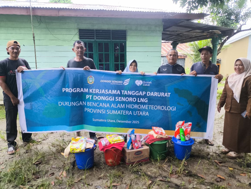 Rumah Zakat dan PT Donggi Senoro LNG Salurkan 100 Paket Hygiene Kit untuk Warga Terdampak Banjir di Pekan Besitang