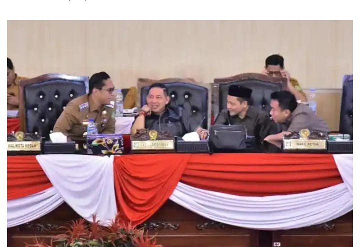 Paripurna DPRD Medan, Rico Komitmen Tingkatkan Pelayanan Publik