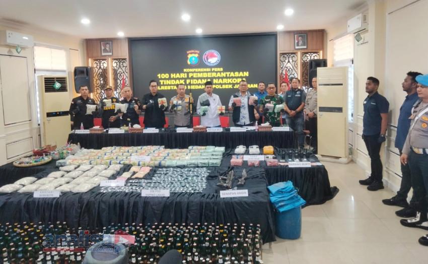 100 Hari Kerja, Polrestabes Medan Ungkap 526 Kasus Narkoba dan Amankan 718 Tersangka