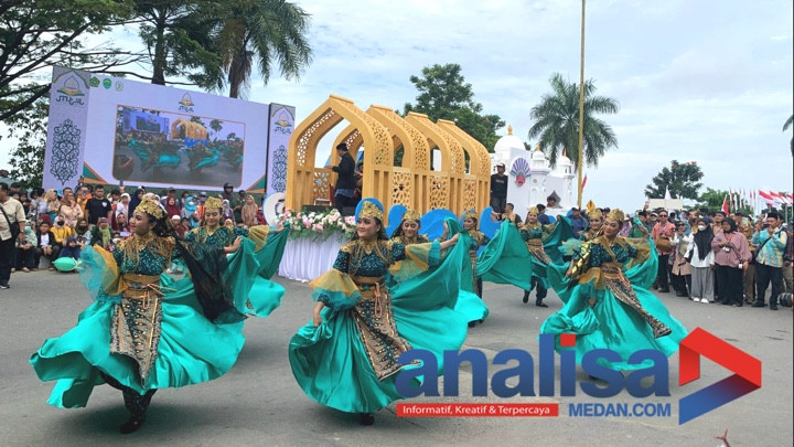 Parade Pawai Taaruf MTQ Ke-XXV Padangsidimpuan Digelar Jum,at Sore